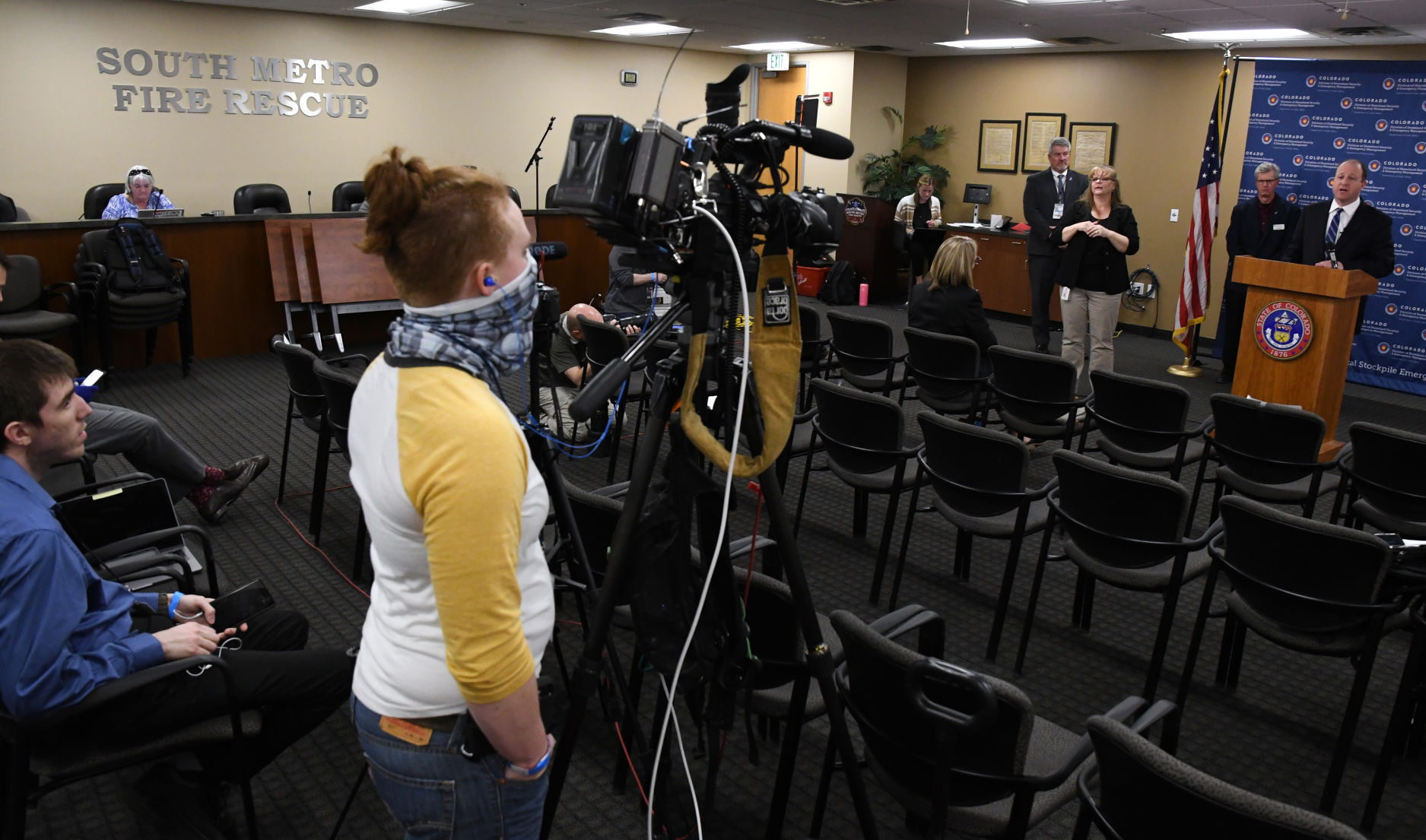 POLIS-PRESSER-03252020-KS-080
